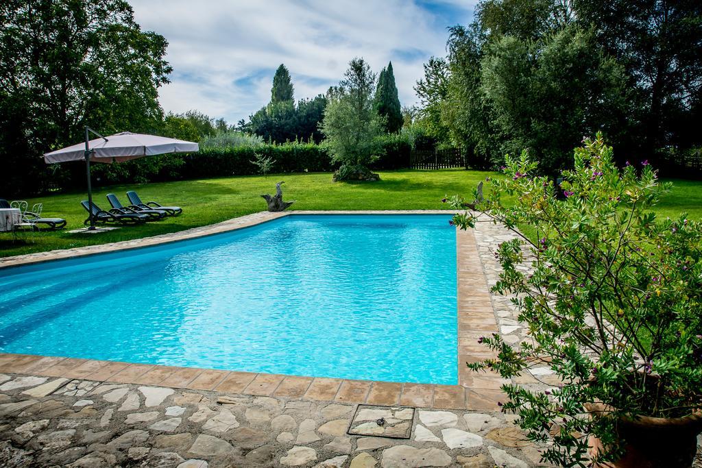 La Casa Degli Elfi Villa Manziana Luaran gambar